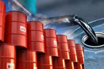 වසර 08කට පසු තෙල් මිල අහස උසට යයි.. හදිසියේ සිදුවූ දේ මෙන්න.