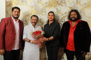 ஸ்ரீகாந்த் தேவா இசையில் இலங்கை கவிஞர் பொத்துவில் அஸ்மின் வரிகளில் 'தேனிசைத் தென்றல்' தேவா பாடியுள்ள புதிய அசத்தல் ஆல்பம்