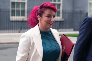 பிரித்தானிய போக்குவரத்துச் செயலாளர் இராஜினாமா!