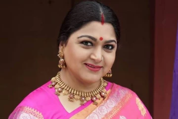 நடிகை குஷ்புவின் அம்மாவா இவர், இதுவரை யாரும் பார்த்திராத புகைப்படம்- பிரபலமே போட்ட பதிவு