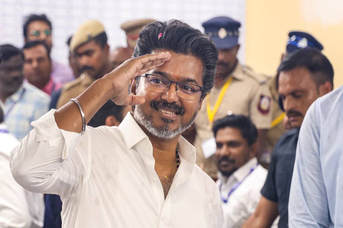 கோடிகளில் புரண்ட விஜய்..! நாளை தமிழக முதலமைச்சரானதும் பெறப்போகும் சம்பளம் - சலுகைகள்! | Salary Will Vijay Receive Becomes Cm Tamil Nadu