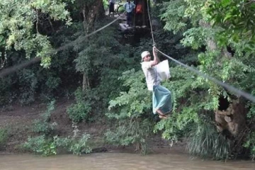 இலங்கையில் இப்படியும் ஒரு அவல நிலையை சந்திக்கும் கிராம மக்கள்