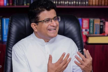 අර්බුධයක් අත ලග.. ඉන්ධනද? විදුලියද? ඇමති ගම්මන්පිල අනතුරු අඟවයි