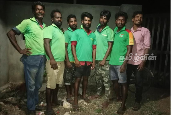 குப்பைக்குள் வீசப்பட்ட தங்க நகைகள் - சுகாதாரப் பகுதியினரின் நெகிழ்ச்சி செயல் | Municipal Health Recovered The Goldhrown Garbage