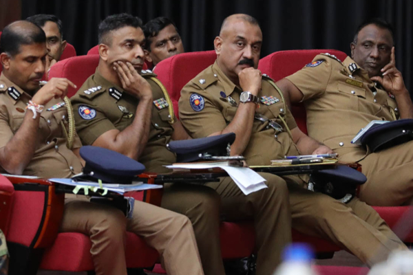 අපරාධකරුවන් බිහිකරන අපරාධකරුවන් බිහිකරන