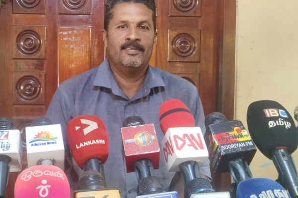 அரசியல் இருப்புக்காக சட்டவிரோத கடற்றொழிலை ஆதரிக்கும் சஜித் : அன்னராசா குற்றச்சாட்டு | Opposition Sajith Supports Fishing Political