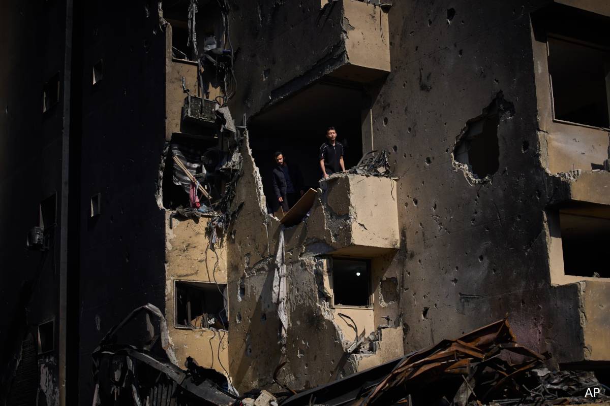 ட்ரம்பின் கோரிக்கையை நிராகரித்த நெதன்யாகு... லெபனான் மீது மீண்டும் தாக்குதல் | Israel Launches Fresh Strikes ட்ரம்பின் கோரிக்கையை நிராகரித்த நெதன்யாகு... லெபனான் மீது மீண்டும் தாக்குதல் | Israel Launches Fresh Strikes