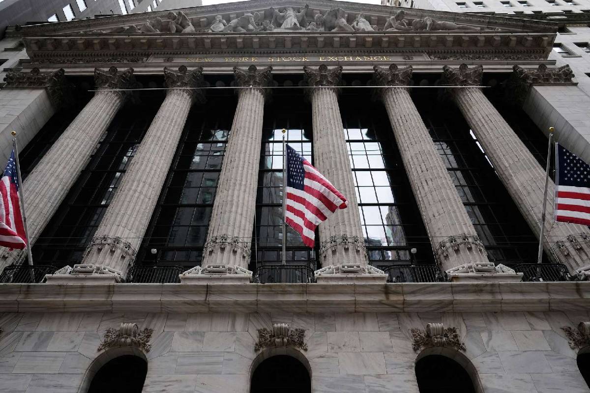 40 டிரில்லியன் டொலரை எட்டியுள்ள அமெரிக்காவின் தேசியக் கடன் | Us National Debt Hits 40 Trillion 40 டிரில்லியன் டொலரை எட்டியுள்ள அமெரிக்காவின் தேசியக் கடன் | Us National Debt Hits 40 Trillion