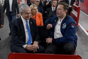 பரபரப்பான சூழலில் இஸ்ரேல் சென்றடைந்த எலான் மஸ்க்! காரணம் என்ன?