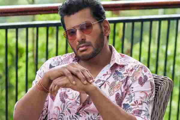 அவங்கள எல்லாம் செருப்பால அடிக்கனும், கோபத்தில் கொந்தளித்த நடிகர் | Vishal About Metoo Problem In Malayalam Industry அவங்கள எல்லாம் செருப்பால அடிக்கனும், கோபத்தில் கொந்தளித்த நடிகர் | Vishal About Metoo Problem In Malayalam Industry