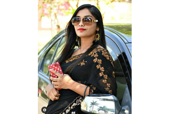 பல் சிகிச்சைக்காக சென்ற சீரியல் நடிகைக்கு ஏற்பட்ட விபரீதம் - வீட்டில் இருந்து கதறல்; அதிர்ச்சி புகைப்படம்! | Dental Treatment Effect Serial Actress Face Swathi