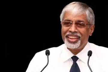 මධ්‍යම පළාත් ආණ්ඩුකාරවරයා හදිසියේම ඉල්ලා අස්වෙයි