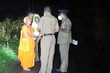 இலங்கையில் கடத்தப்பட்ட வெளிநாட்டு பிக்கு!