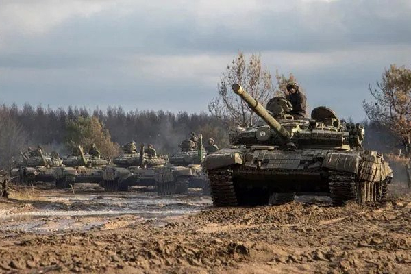 ரஷ்ய துருப்புக்களால் சூழப்பட்டுள்ள தெற்கு உக்ரைனின் பிராந்திய மையம்! - ஐபிசி தமிழ்