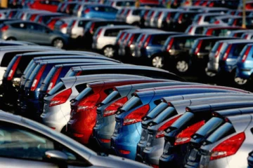 இலங்கையில் வாகன இறக்குமதிக்கான அனுமதி தொடர்பில் வெளியான தகவல்