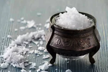 மறந்தும் கூட சனிக்கிழமைகளில் இந்த பொருட்களை  வாங்கி விடாதீர்கள்.?