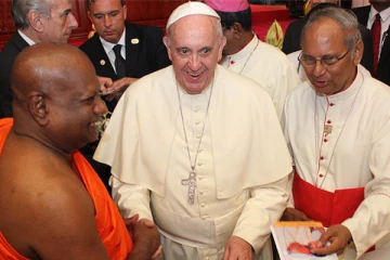 இலங்கையில் இருந்து பாப்பரசருக்கு பறந்த இரகசிய கடிதம்