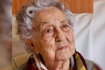 உலகின் மிக வயதான பெண்மணி காலமானார்! அவரின் வயது என்ன தெரியுமா?