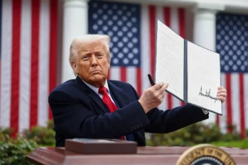 தங்கம், வேளாண் பொருட்களுக்கு வரி விலக்கு... சில நாடுகளுக்கும்: ட்ரம்ப் புதிய ஆணை