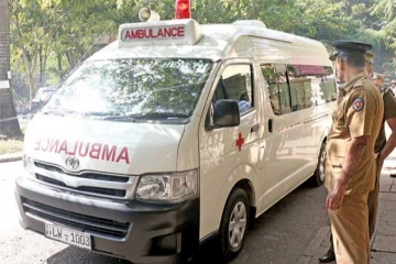 கோவிட் தொற்றாளரை அழைத்து வந்த அம்புலன்ஸ் சாரதி மீது தாக்குதல்