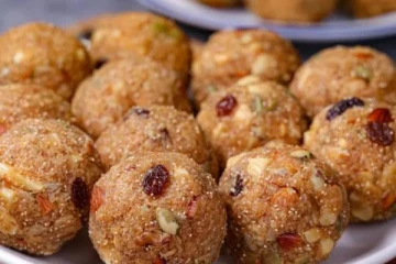 குழந்தைகள் விரும்பி உண்ணும் சத்தான தேங்காய் லட்டு.., எப்படி செய்வது?