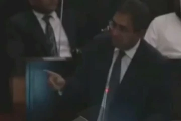 කාලෙකට පෙර පාර්ලිමේන්තුව දෙවනත් කළ සිදුවීම ගැන හර්ෂ ද සිල්වා අද කරපු ප්‍රකාශය (VIDEO )