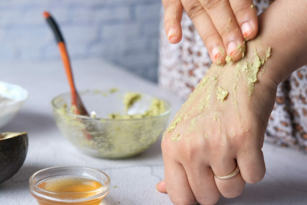 10 நிமிடத்தில் வறண்ட சருமம் பொலிவடைய.....சூப்பர் டிப்ஸ்! | To Dry Skin In 10 Minutes