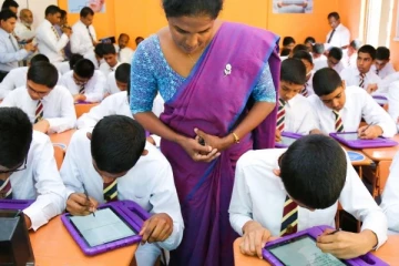 இன்று காலை பாடசாலை சென்ற 10 மாணவர்களுக்கு நேர்ந்த சோகம்