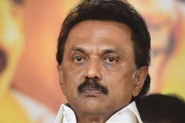 தமிழ் நாட்டு முதலமைச்சர் வைத்தியசாலையில் அனுமதி