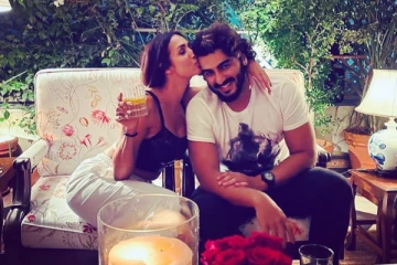 12 வயது மூத்த நடிகையுடன் போனி கபூர் மகன் காதல்! வயது வித்யாசம் பற்றி பேசுபவர்களுக்கு பேட்டியில் பதிலடி