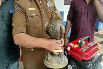 நகரசபை உறுப்பினர் வீட்டை உடைத்து கொள்ளை! புராதன பொருட்கள் மீட்பு (Video)