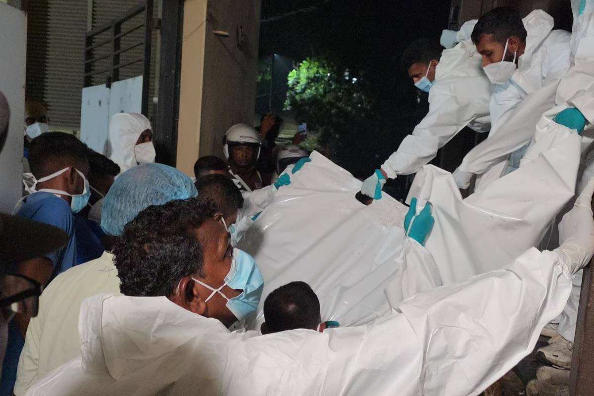 இலங்கையில் வெடித்து சிதறிய ஈரான் கப்பல்! சிதைவடையும் சடலங்கள்: இராஜதந்திர தாமதத்தால் சிக்கல் | Srilanka Iran Ship Attack Us Death Body Issue