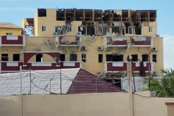 கண்மூடித்தனமான துப்பாக்கிச்சூட்டில் 9 பேர் பலி! சம்பவ இடத்திலேயே பயங்கரவாதிகளுக்கு பதிலடி கொடுத்த பாதுகாப்புப்படை