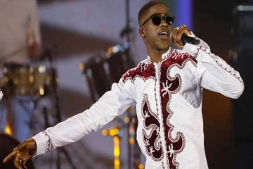 අතිශය අමානුෂික ලෙස තරුණයෙකු ඝාතනය කළ, ප්‍රසිද්ධ ගායකයාට වසර 12 ක සිර දඬුවම්