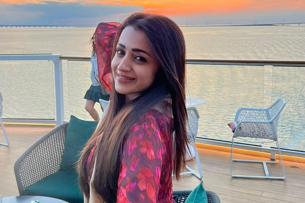 கமலுக்கு ஜோடியாக இத்தனை கோடி கேட்டாரா த்ரிஷா? நயன்தாராவை விட அதிகமா | Trisha Huge Salary For Kh234V