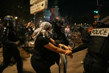 பிரான்ஸில் பலஸ்தீனத்திற்கு ஆதரவு பேரணி : வெடித்தது வன்முறை