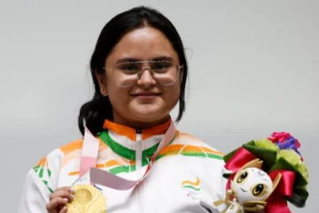டோக்கியோ பாராலிம்பிக் போட்டி - இந்தியாவுக்கு முதல் தங்கம்: ஒரே நாளில் 4 பதக்கம்!