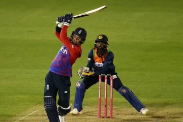 மிரட்டிய பந்துவீச்சாளர்கள்! போராடி தோற்ற இலங்கை... இங்கிலாந்து மண்ணில் தொடரை இழந்தது