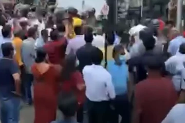 வன்முறையின் போது தாக்கப்பட்ட அருட்தந்தையர் மற்றும் ஊடகவியலாளர் :வெளியான காணொளி