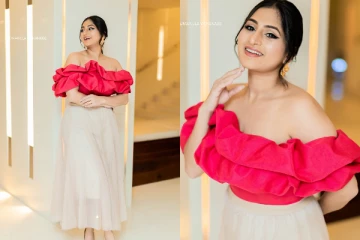 ඇය නම් සුරඅගනක්ම තමයි.. ප්‍රියසාද් පවුලේ ලස්සනම දුවගේ නවතම හැඩ වැඩ.(PHOTOS)