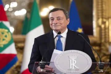 இத்தாலி பிரதமரின் அதிரடி முடிவு!