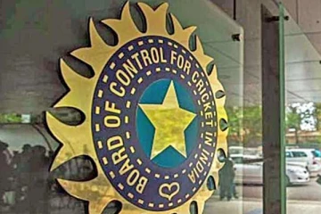 இந்திய வீரர்களுக்கு கொரோனா தொற்று உறுதி..மாற்று வீரர்களை அதிரடியாக களமிறக்கும் பிசிசிஐ