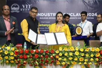 விஐடி போபால் பல்கலைக்கழகம் - தொழில்துறை இணைப்பு மாநாடு 2024!