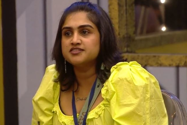 ஏழரையை கூட்டிய வனிதாவையே ஓவர்டேக் செய்த தாமரை! அலறும் பிக் பாஸ் வீடு.....அப்படி என்ன செய்தார் தெரியுமா ? | Bigg Boss Ultimate Thamarai Capture Vanitha