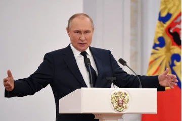 10 குழந்தைப் பெற்றால் 13 லட்சம் பரிசுத் தொகை; புடினின் அதிரடி அறிவிப்பு!