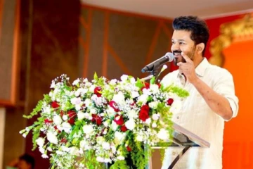 அடுத்தகட்ட நகர்வு...நிர்வாகிகளுக்கு அதிரடியாக உத்தரவிட்ட விஜய்..!