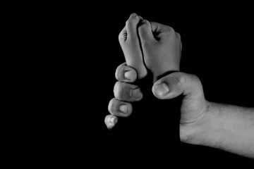 3 வயது குழந்தைக்கு பாலியல் தொல்லை கொடுத்த முதியவர் - அதிர்ச்சியில் பொதுமக்கள்