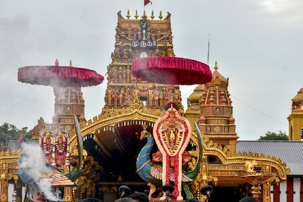 நல்லூர் கந்தசுவாமி ஆலய நான்காம் நாள் மாலை உற்சவம்(படங்கள்) | 4Th Festival Of Nallur Kandaswamy Kovil Today