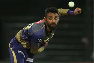 ‘வருண் சக்ரவர்த்தியை சாதாரணமாக எடைபோடாதீர்கள்’ -  பாராட்டி தள்ளும் பிரபல வீரர்