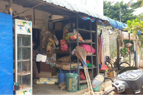 திடீர் சோதனை நடவடிக்கையில் இறங்கிய சுகாதார பரிசோதகர்கள் | Health Inspectors Inspection Operation Mullaithivu